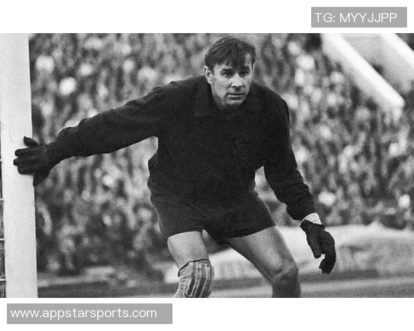 全球第四名足球球星是谁 他的成就和影响力如何改变足球历史